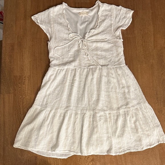 Altar'd State Dresses & Skirts - Altar’d State White Flowy Mini Dress Gold Flecks XS